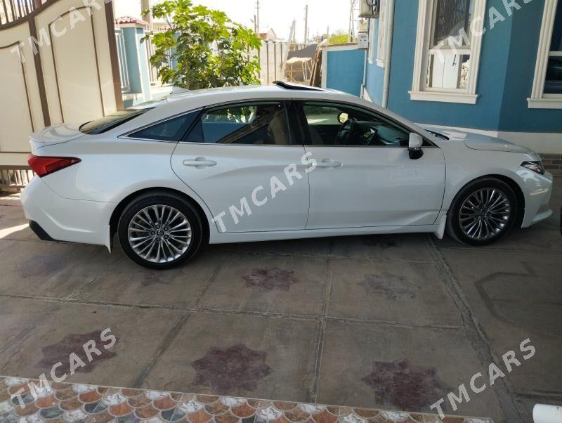 Toyota Avalon 2019 - 450 000 TMT - Wekilbazar - img 3