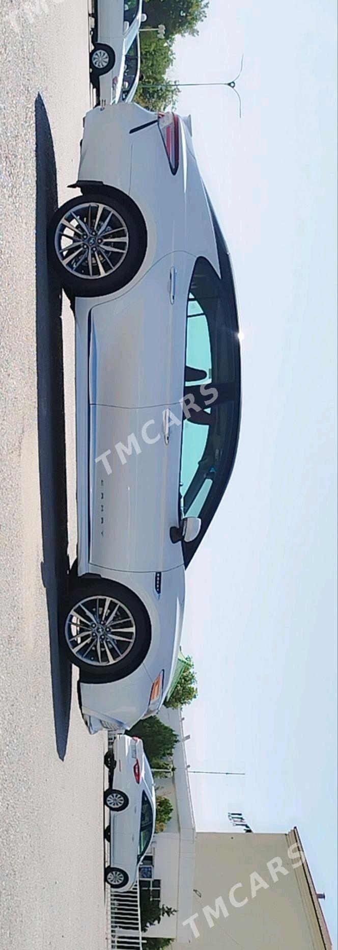 Toyota Camry 2019 - 320 000 TMT - Aşgabat - img 4