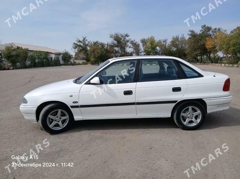 Opel Astra 1993 - 42 000 TMT - етр. Туркменбаши - img 6