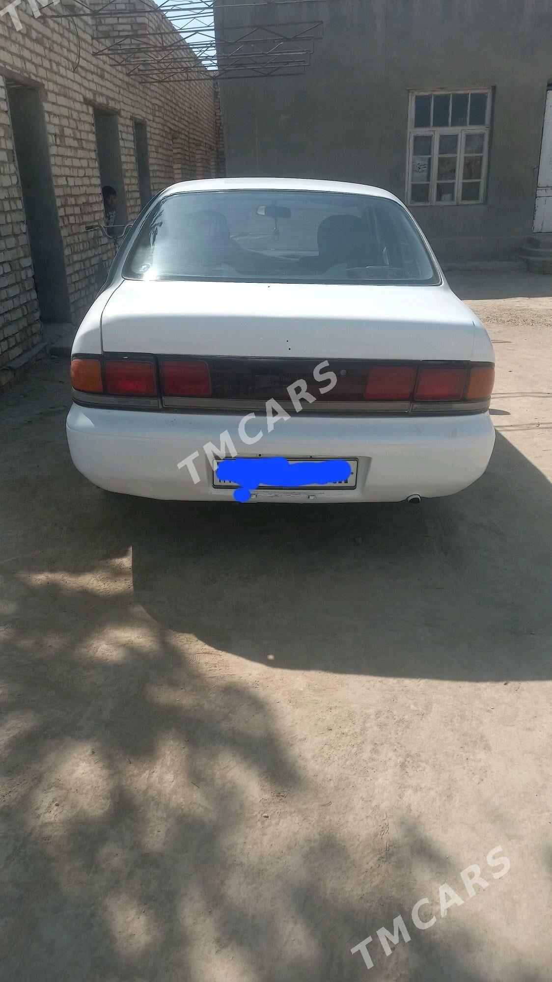 Toyota Sprinter 1994 - 40 000 TMT - Ёлётен - img 2