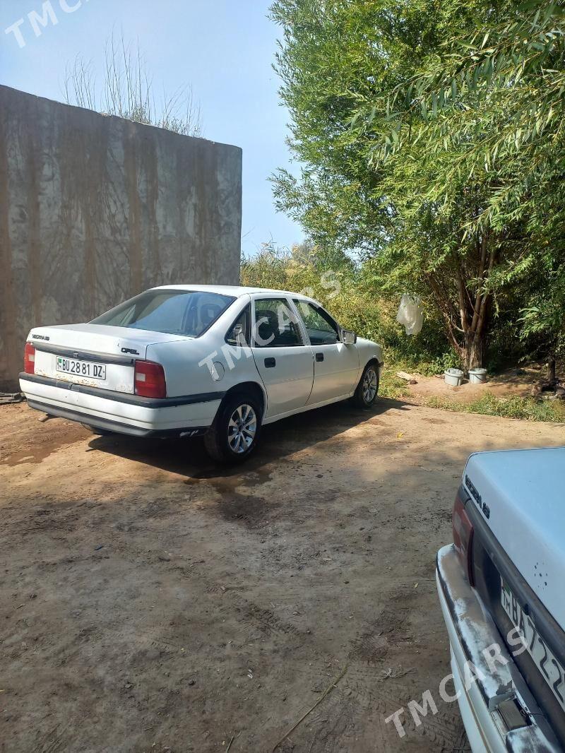 Opel Vectra 1992 - 13 000 TMT - Болдумсаз - img 2