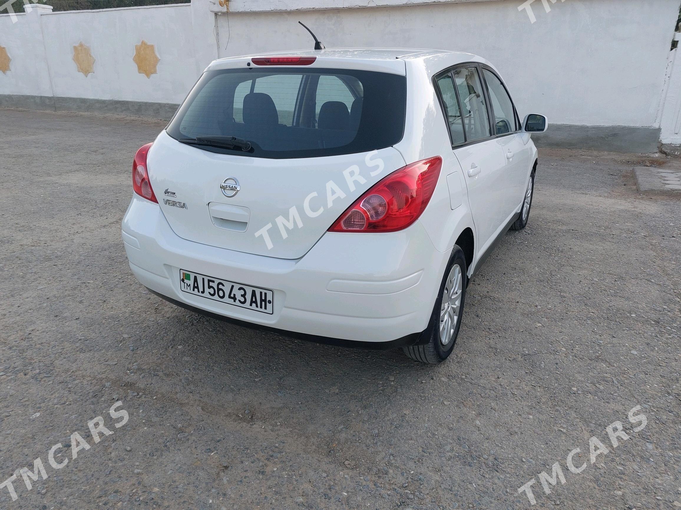 Nissan Versa 2010 - 98 000 TMT - Tejen - img 3