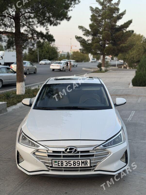 Hyundai Elantra 2019 - 220 000 TMT - Мары - img 2