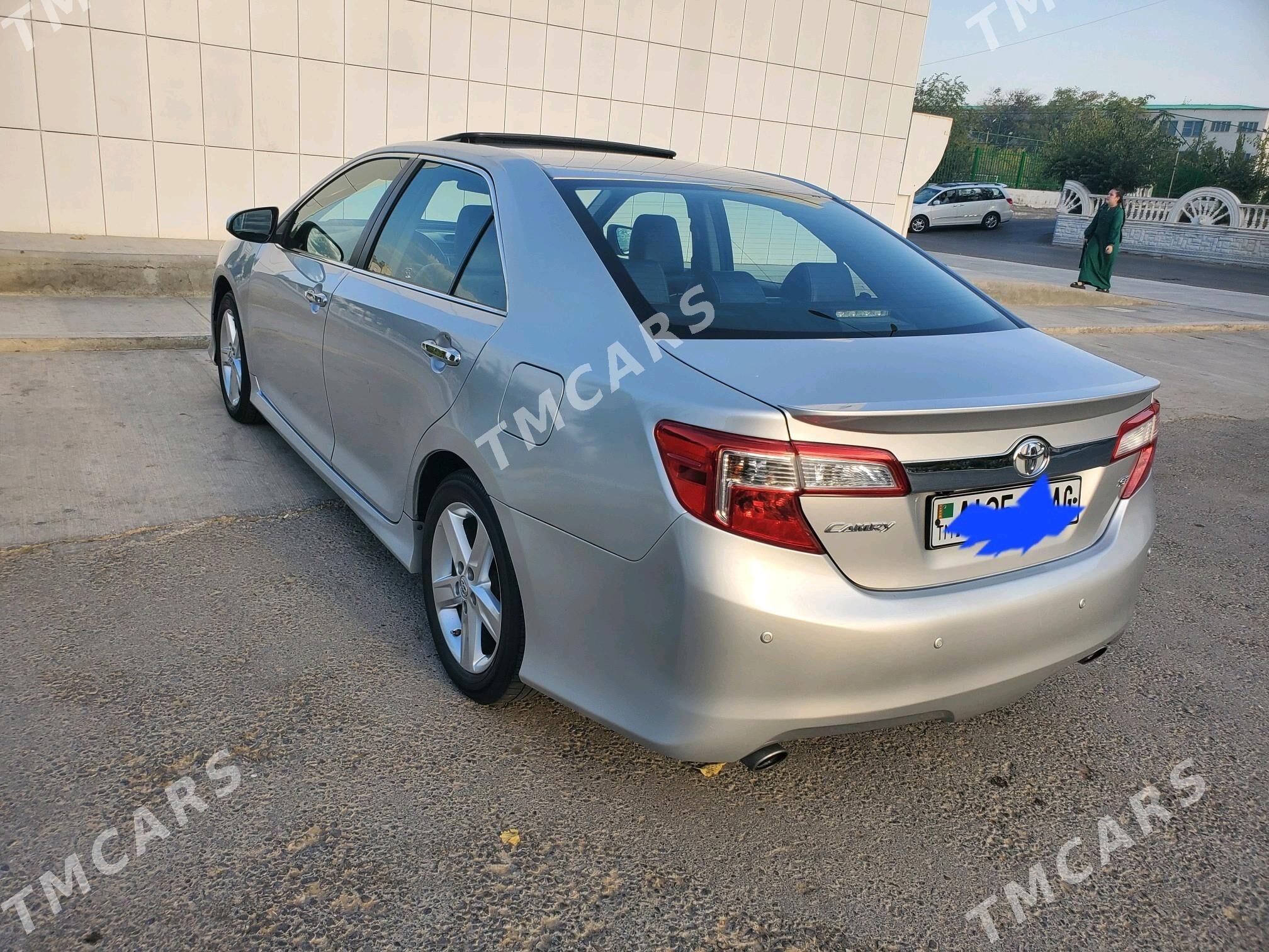 Toyota Camry 2013 - 220 000 TMT - Aşgabat - img 4