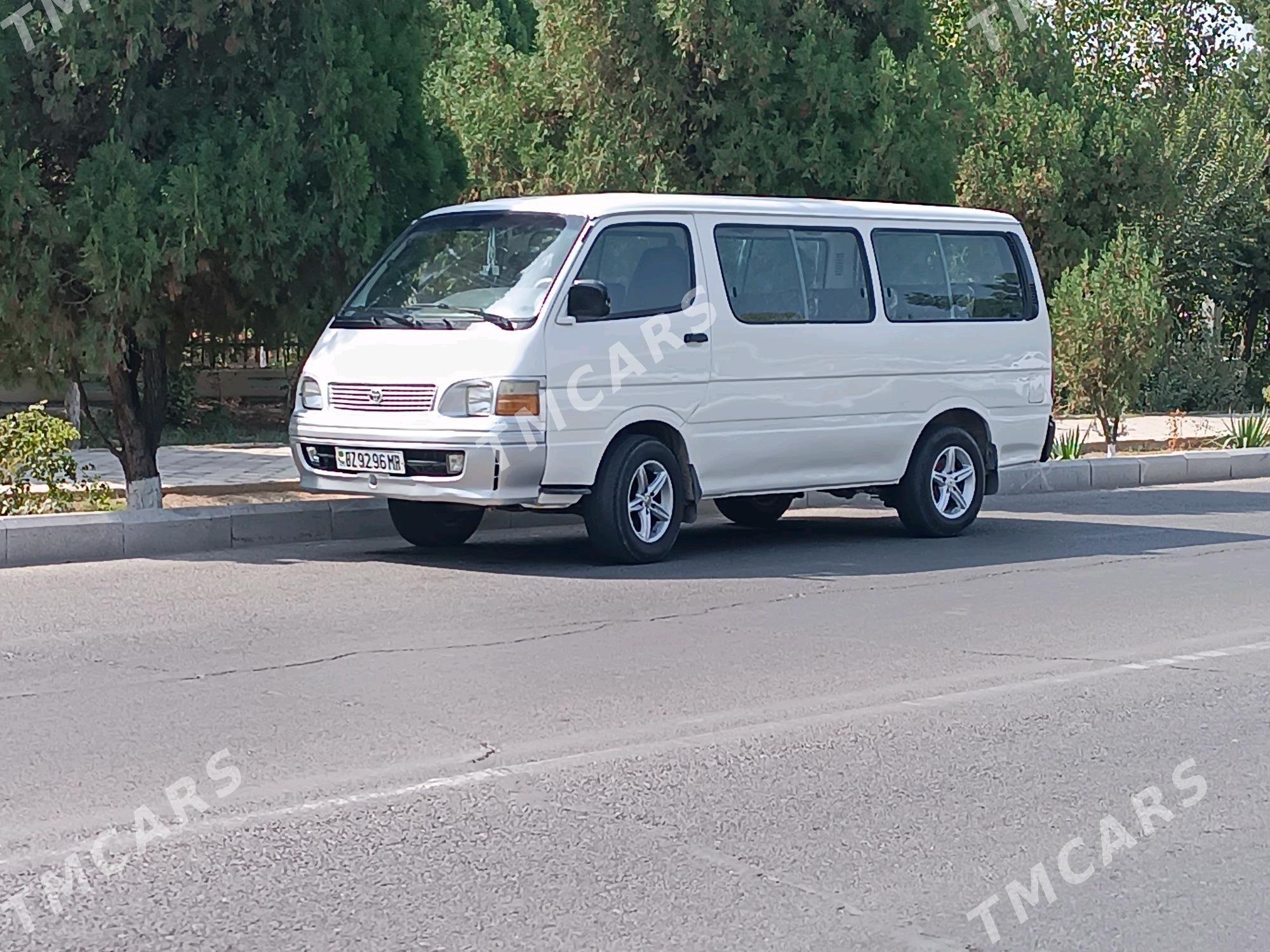 Toyota Hiace 2003 - 110 000 TMT - Туркменгала - img 2