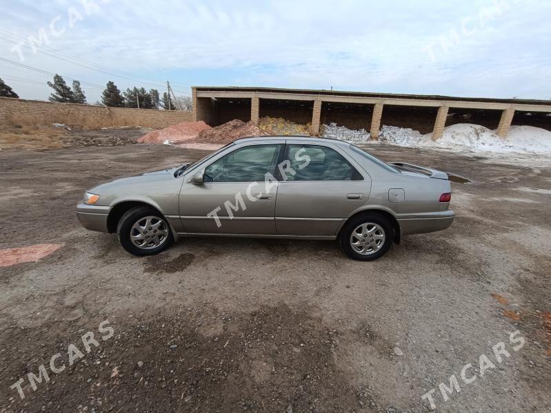 Toyota Camry 1999 - 120 000 TMT - Сакарчага - img 2