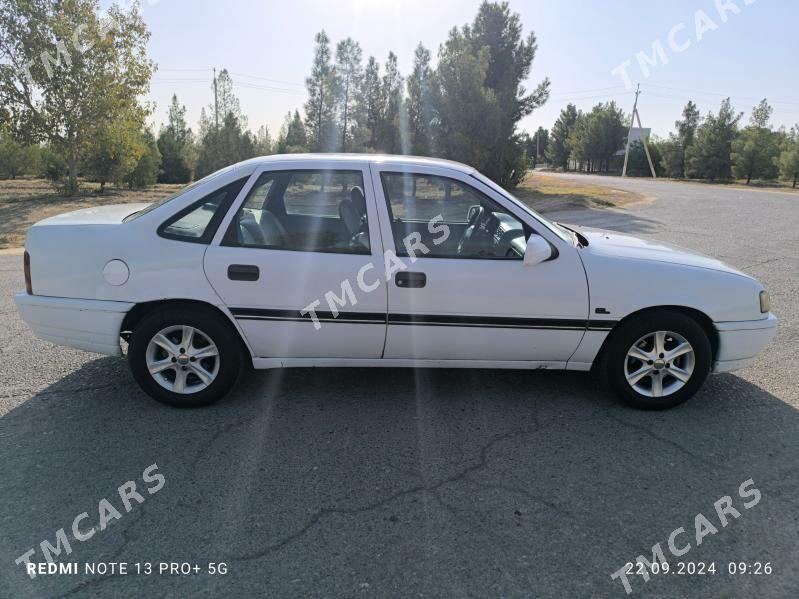 Opel Vectra 1991 - 30 000 TMT - Köşi - img 3