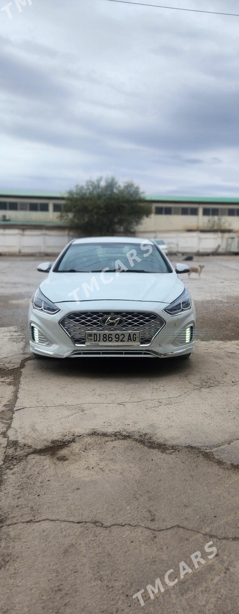 Hyundai Sonata 2019 - 185 000 TMT - Büzmeýin - img 2