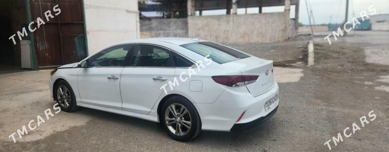 Hyundai Sonata 2019 - 185 000 TMT - Büzmeýin - img 4