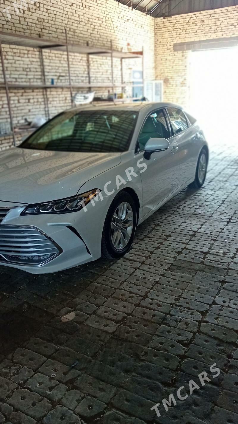 Toyota Avalon 2019 - 450 000 TMT - Байрамали - img 2