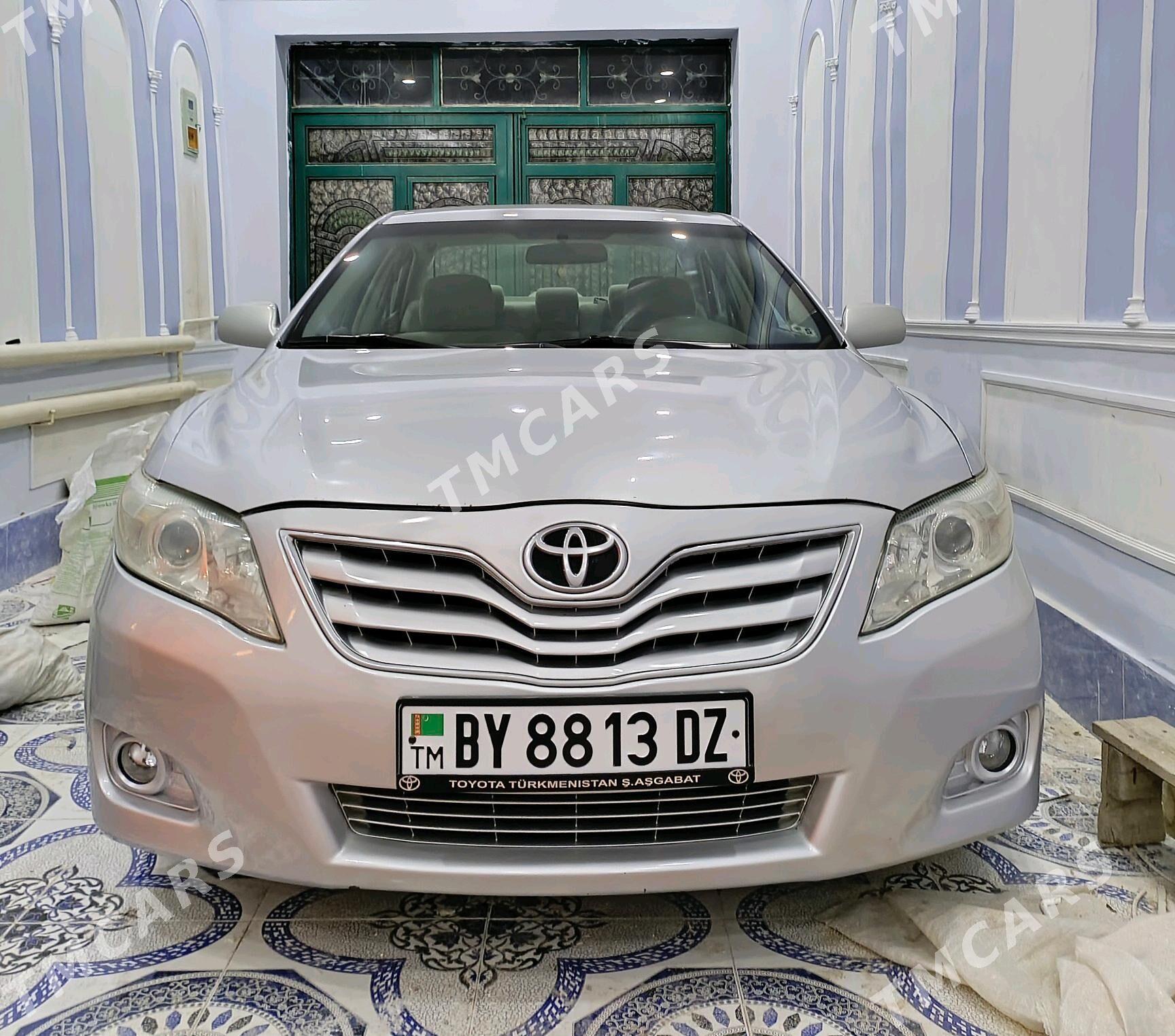 Toyota Camry 2010 - 158 000 TMT - Кёнеургенч - img 2