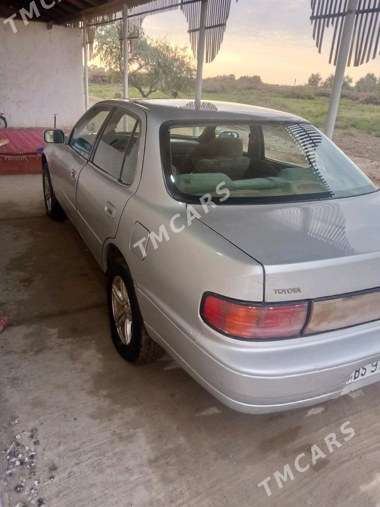 Toyota Camry 1993 - 65 000 TMT - Türkmenbaşy etr. - img 4