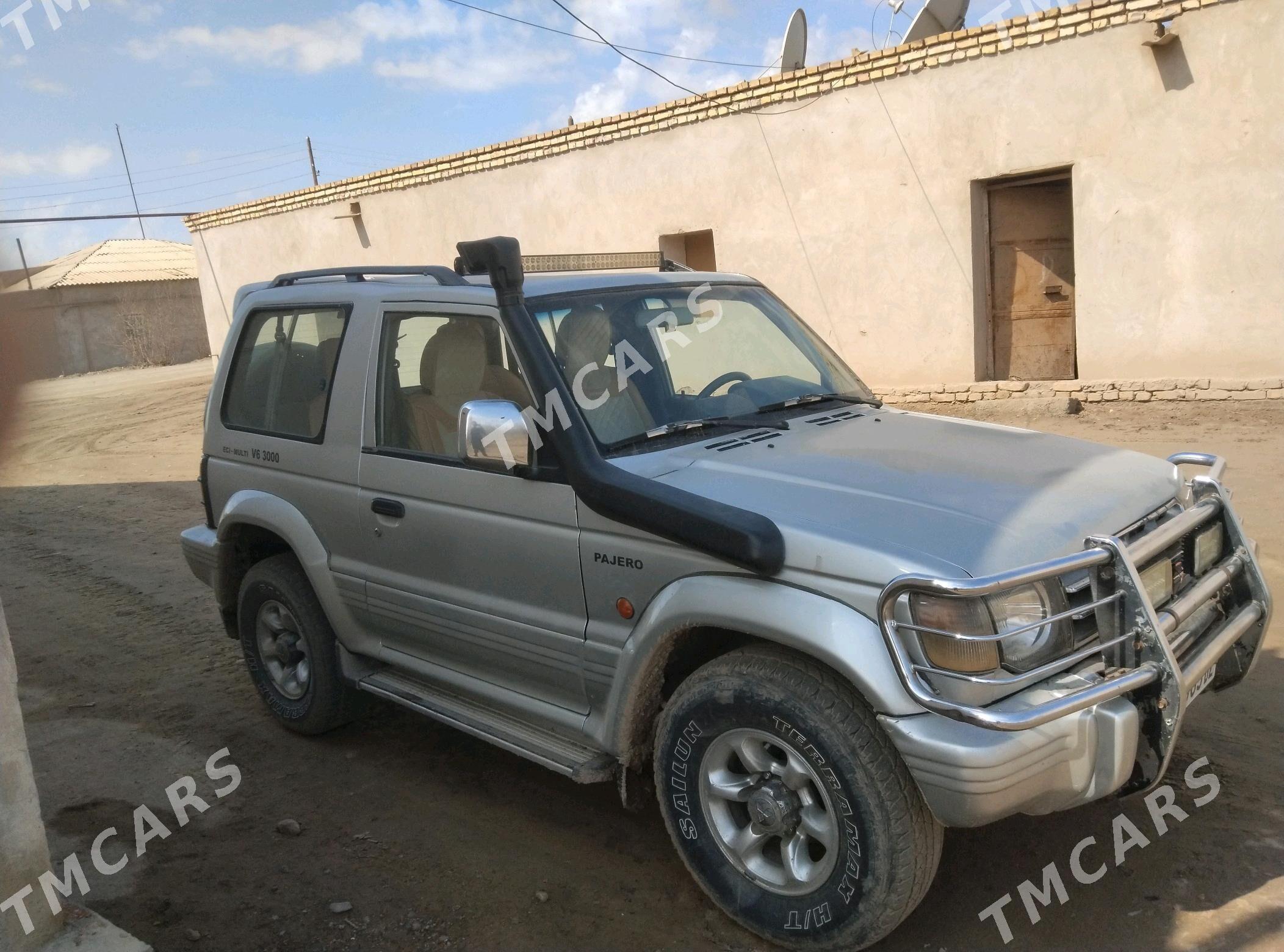 Mitsubishi Pajero 1995 - 70 000 TMT - Gurbansoltan Eje - img 3