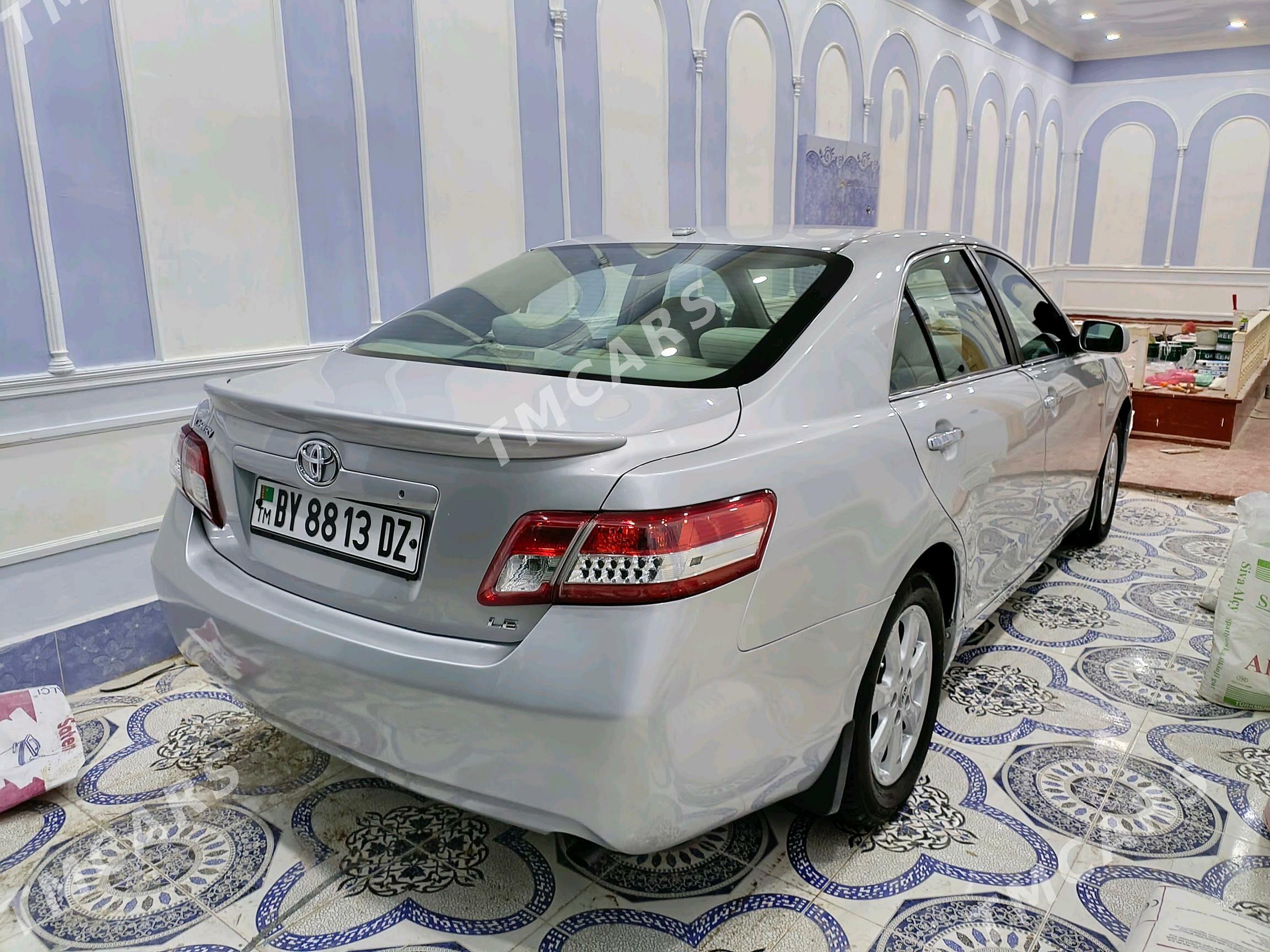 Toyota Camry 2010 - 158 000 TMT - Köneürgenç - img 3