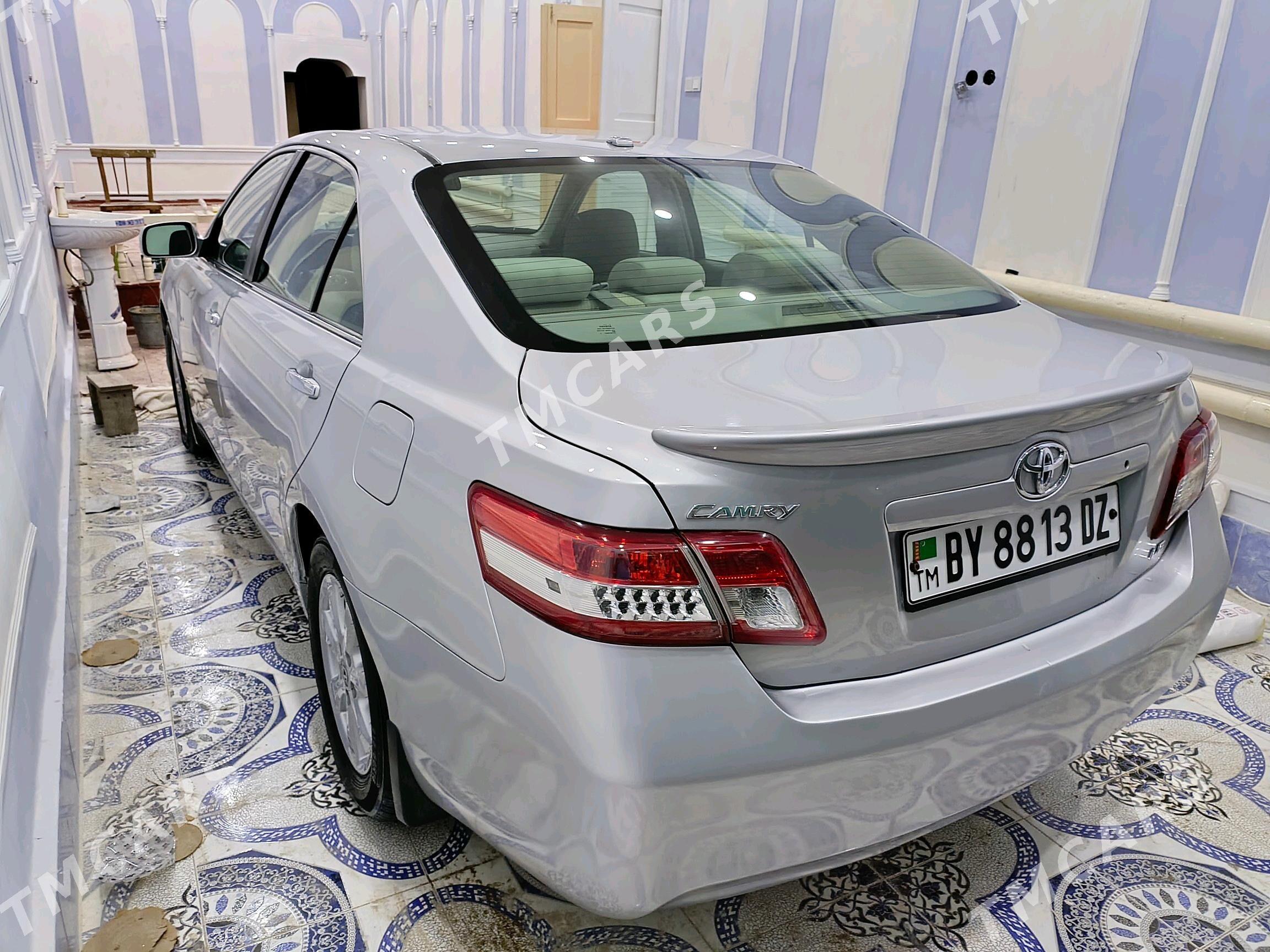 Toyota Camry 2010 - 158 000 TMT - Кёнеургенч - img 7