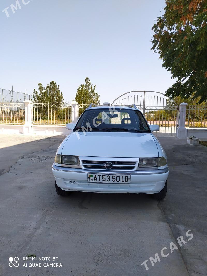 Opel Astra 1992 - 36 000 TMT - Сакар - img 6