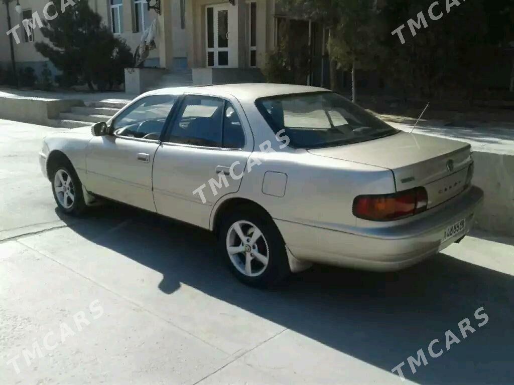 Toyota Camry 1994 - 69 000 TMT - Туркменбаши - img 2