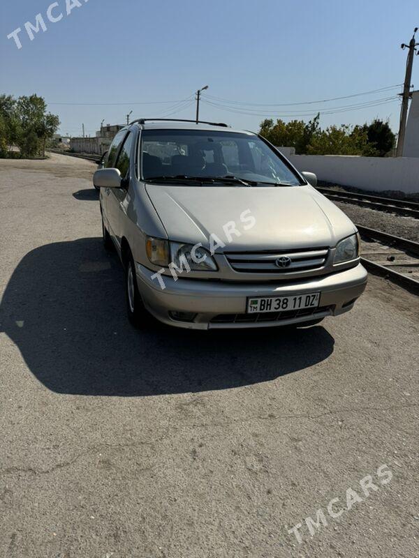 Toyota Sienna 2002 - 159 000 TMT - Дашогуз - img 3