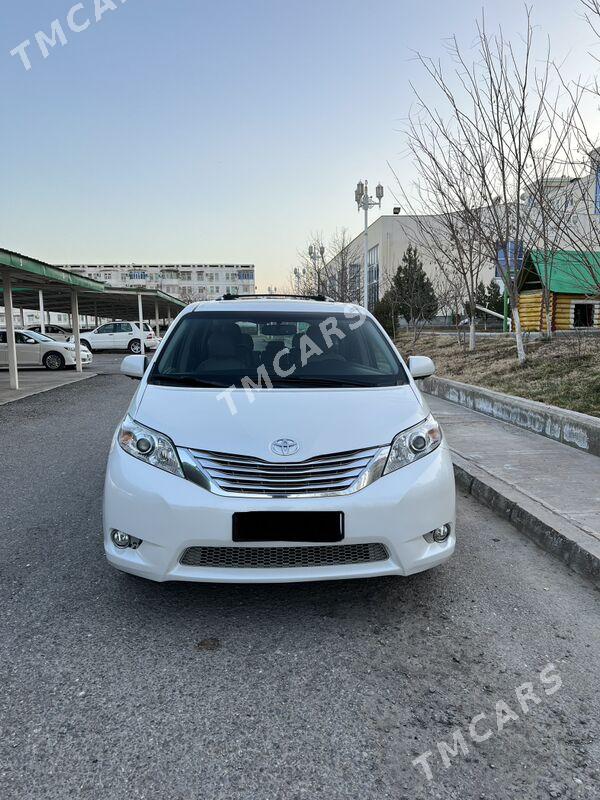 Toyota Sienna 2016 - 390 000 TMT - Чоганлы - img 4