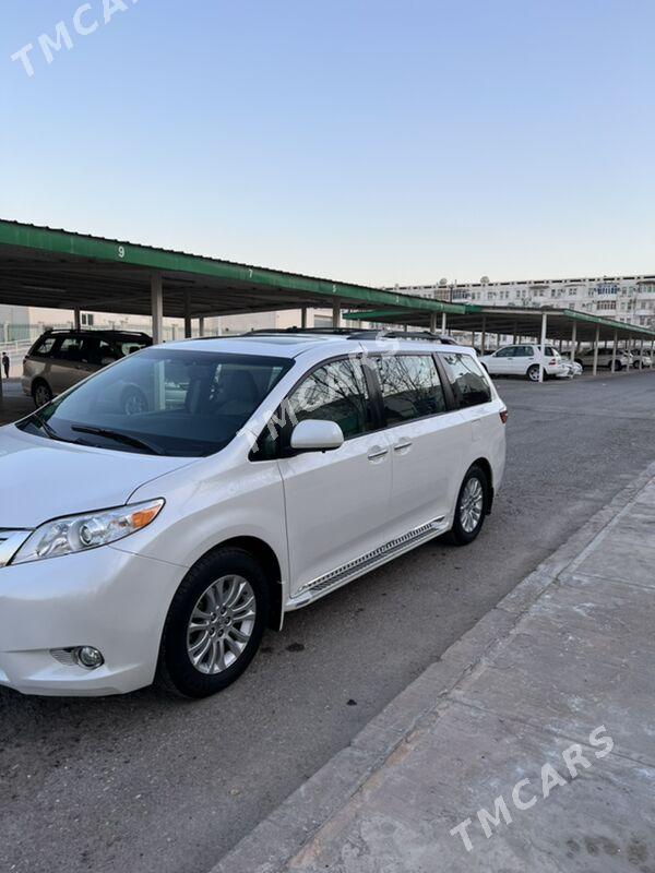 Toyota Sienna 2016 - 390 000 TMT - Çoganly - img 3