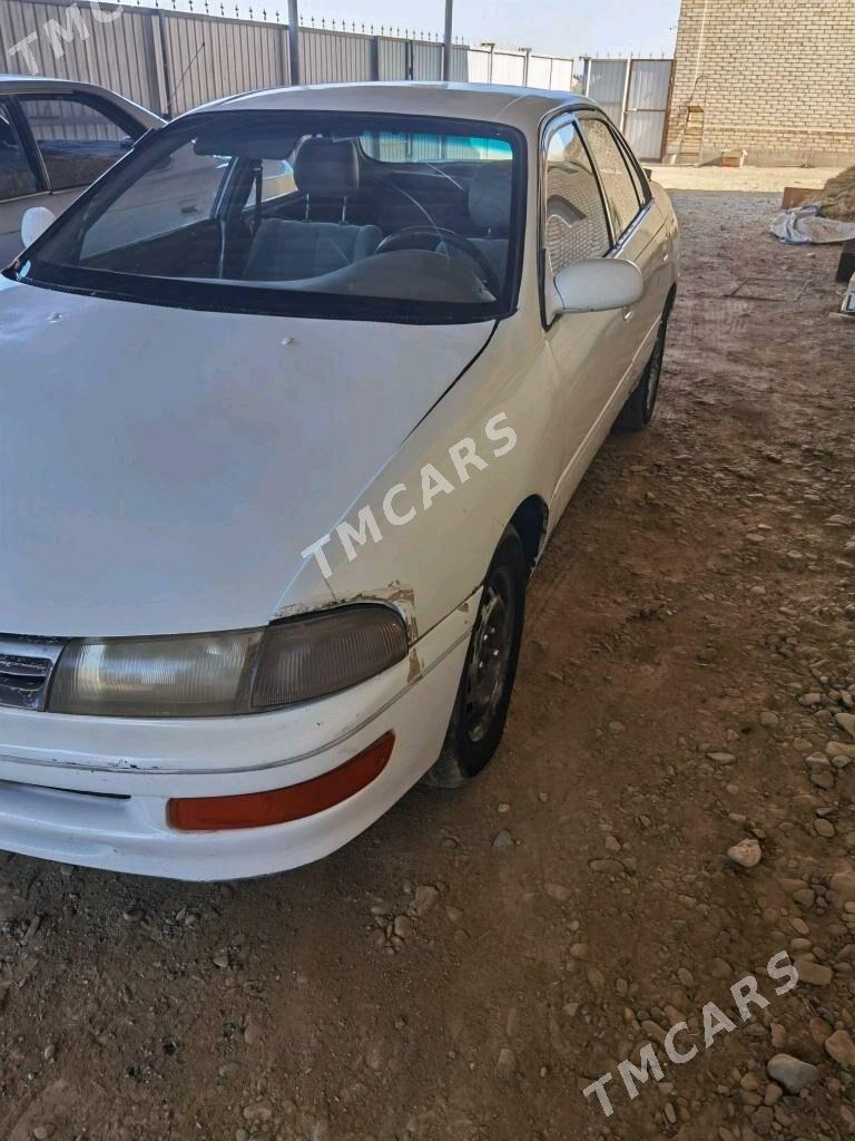 Toyota Carina 1995 - 25 000 TMT - Мары - img 3