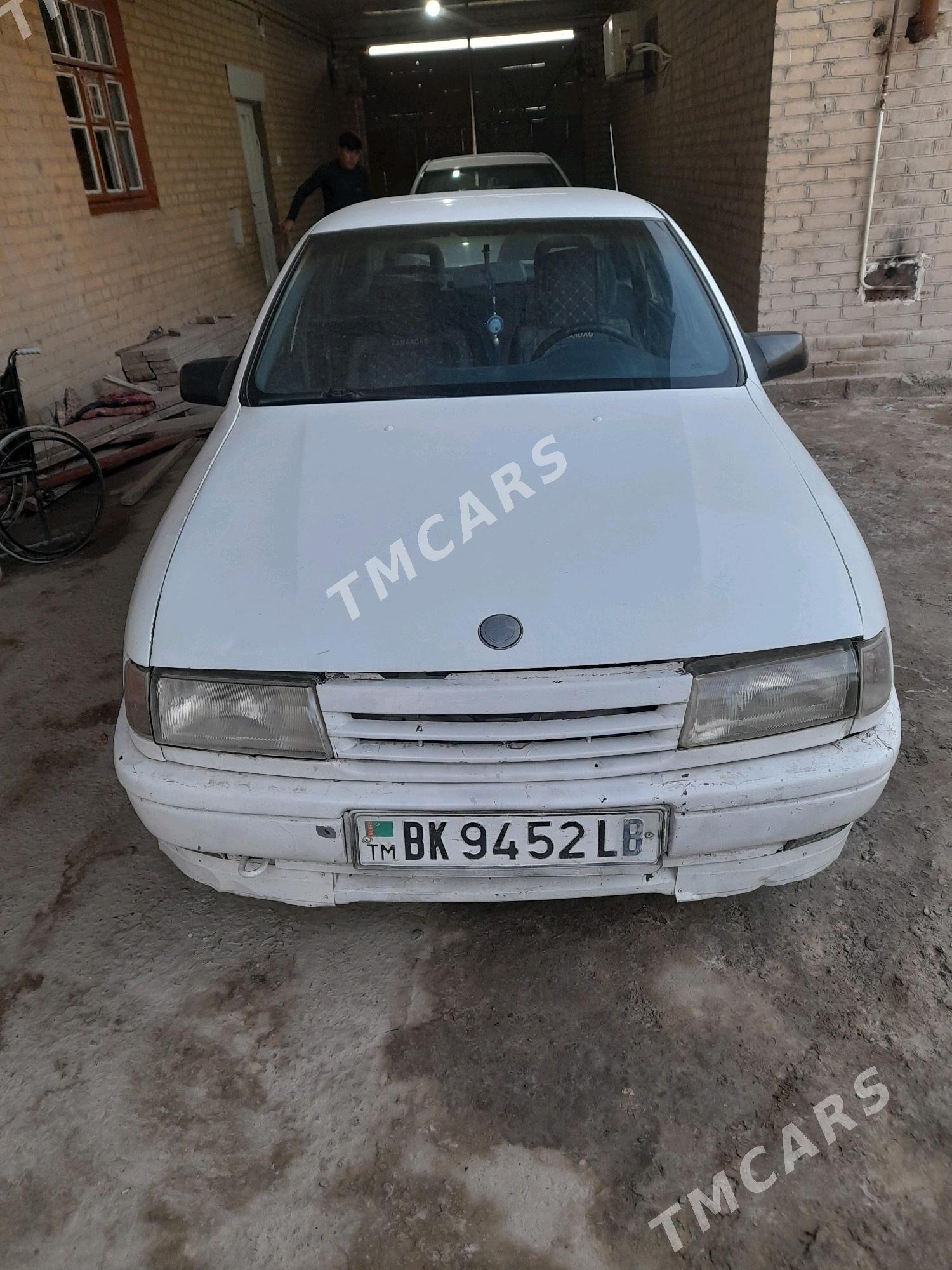 Opel Vectra 1990 - 15 000 TMT - Türkmenabat - img 3