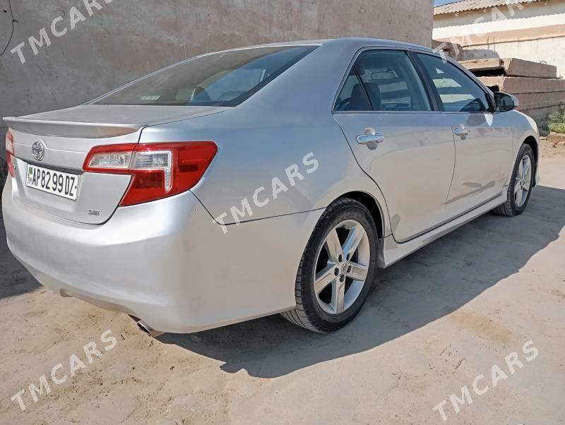 Toyota Camry 2013 - 175 000 TMT - Кёнеургенч - img 4