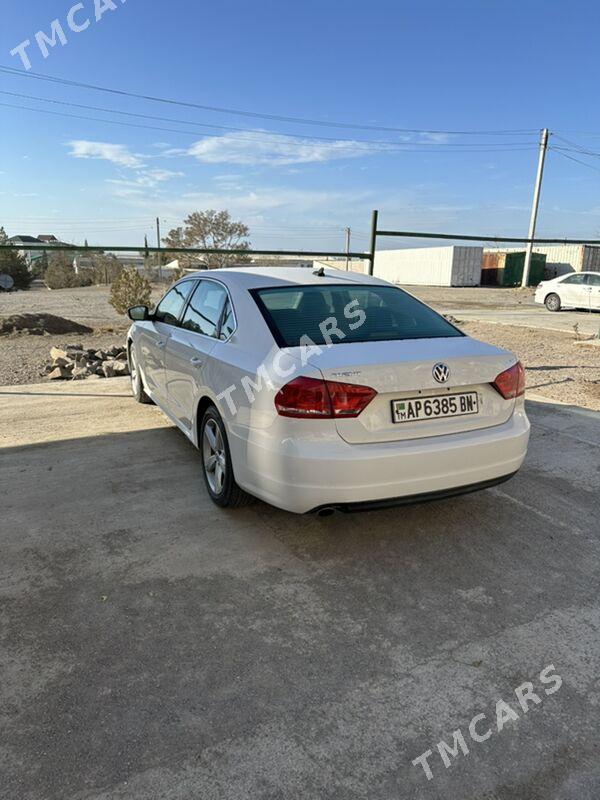 Volkswagen Passat 2012 - 140 000 TMT - Türkmenbaşy - img 3