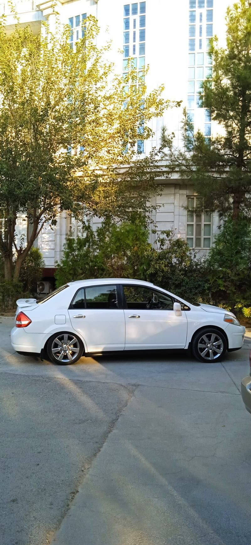 Nissan Versa 2010 - 120 000 TMT - Хитровка - img 7