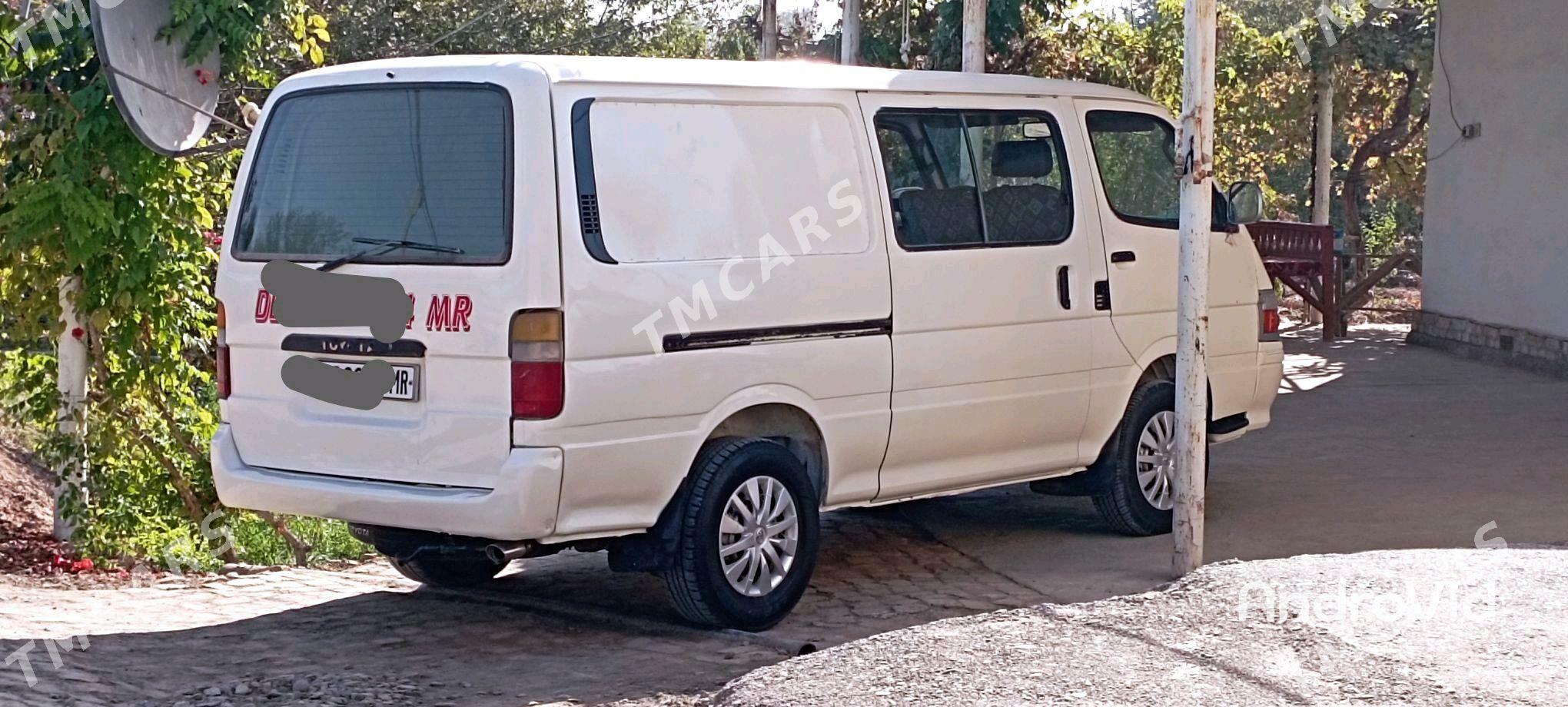 Toyota Hiace 2002 - 108 000 TMT - Сакарчага - img 5