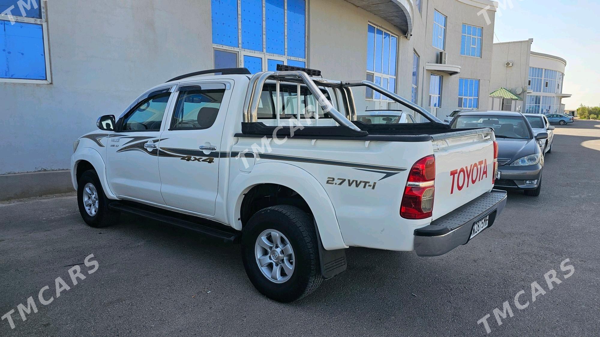 Toyota Hilux 2013 - 290 000 TMT - Mary - img 4