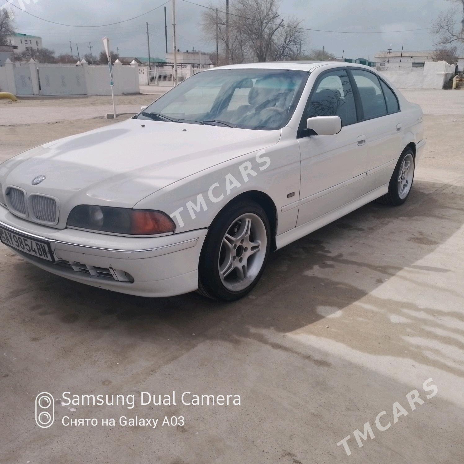 BMW E39 1998 - 65 000 TMT - Hazar - img 2