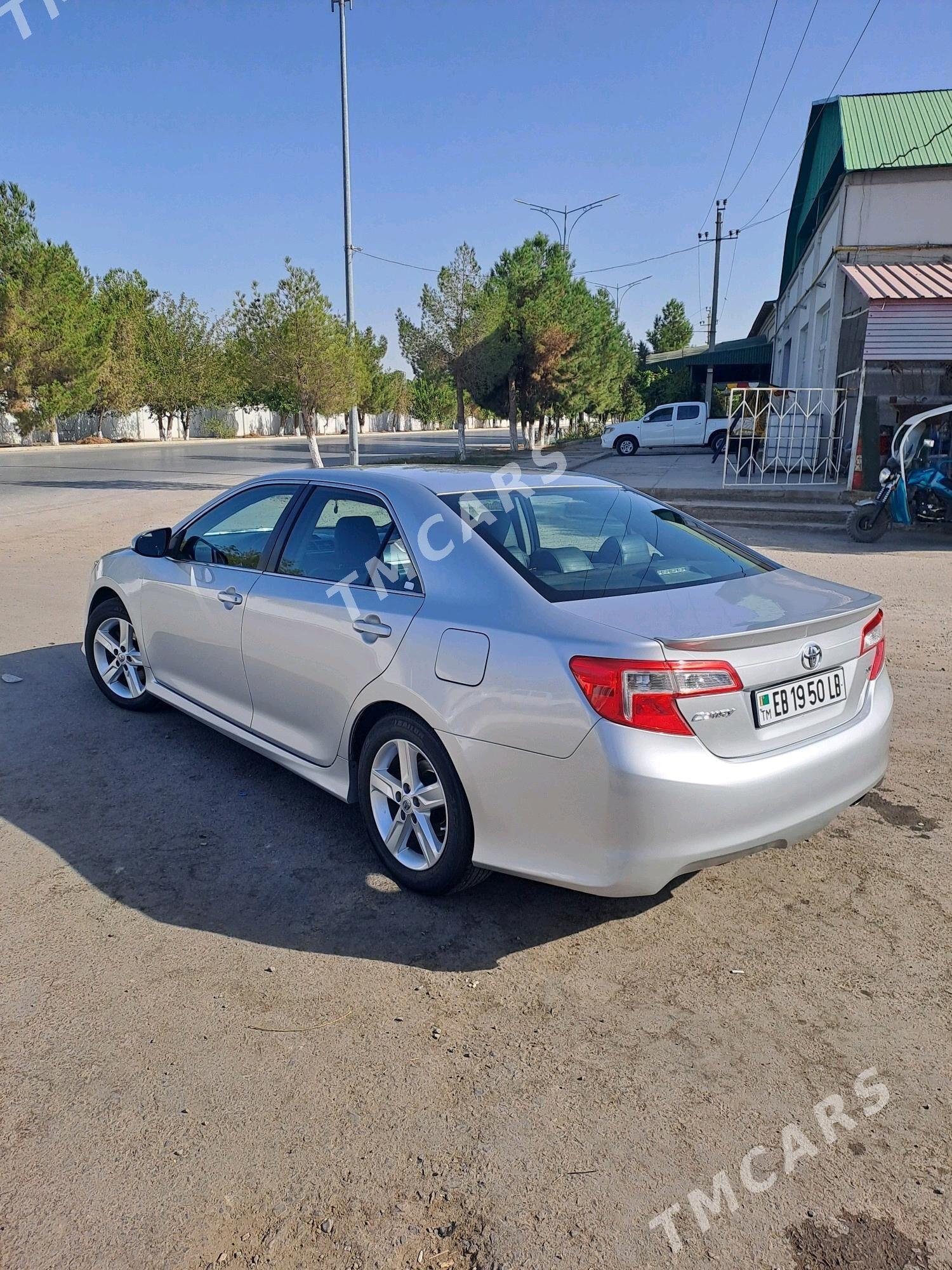 Toyota Camry 2013 - 195 000 TMT - Туркменабат - img 3