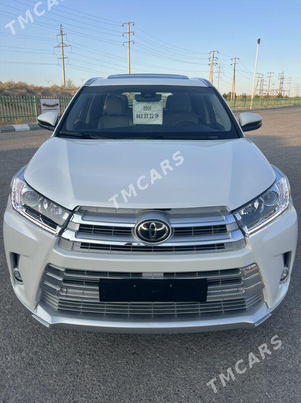 Toyota Highlander 2019 - 545 000 TMT - Ашхабад - img 4