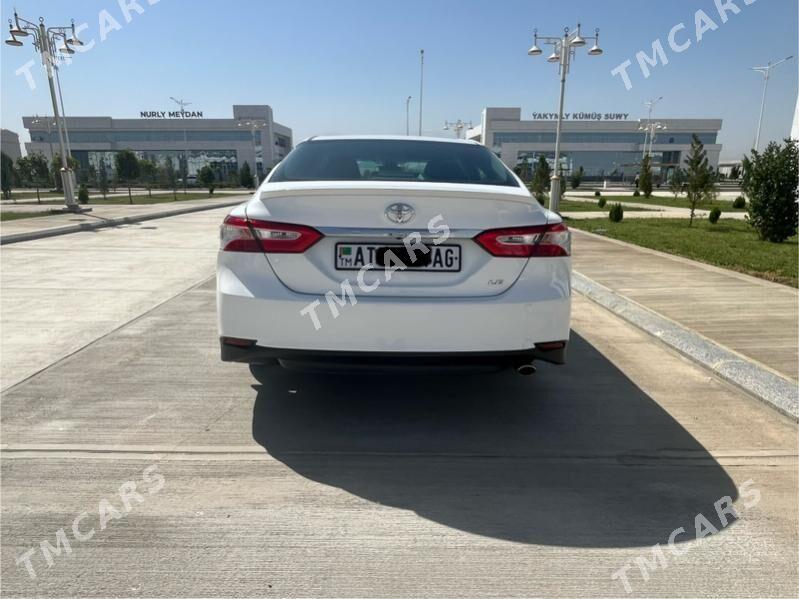 Toyota Camry 2018 - 290 000 TMT - Ашхабад - img 4