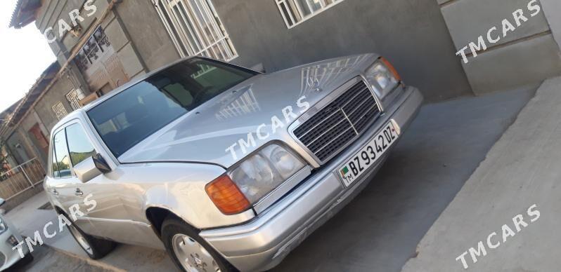 Mercedes-Benz E280 1995 - 30 000 TMT - Дашогуз - img 2