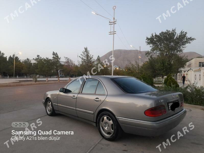 Mercedes-Benz E320 1999 - 85 000 TMT - Balkanabat - img 4