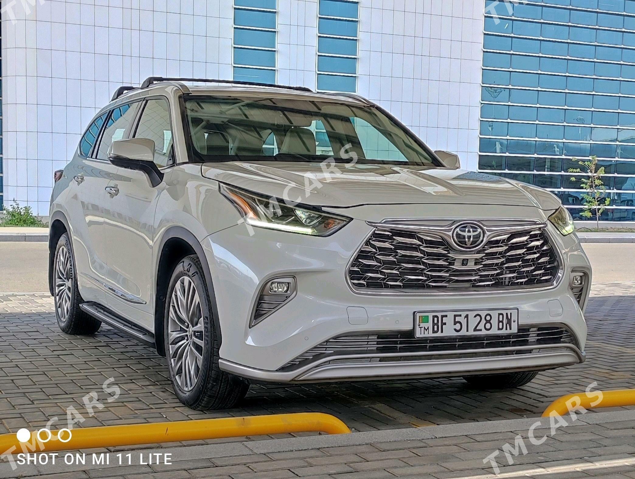 Toyota Highlander 2022 - 690 000 TMT - Türkmenbaşy - img 3