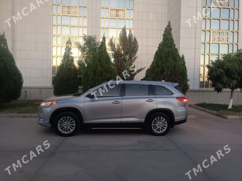 Toyota Highlander 2019 - 500 000 TMT - Туркменабат - img 9