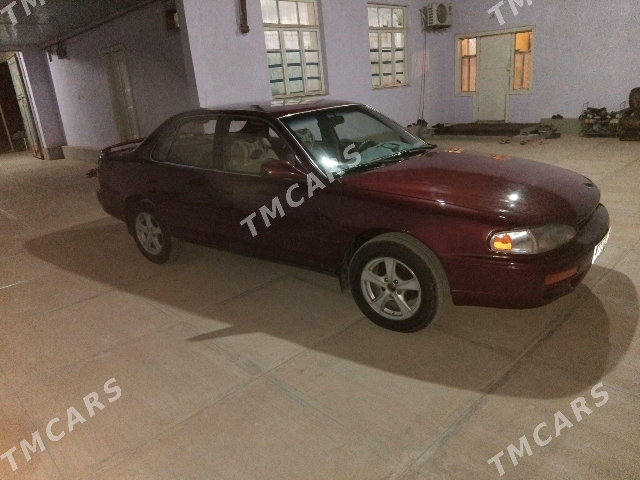 Toyota Camry 1995 - 70 000 TMT - Сакар - img 4