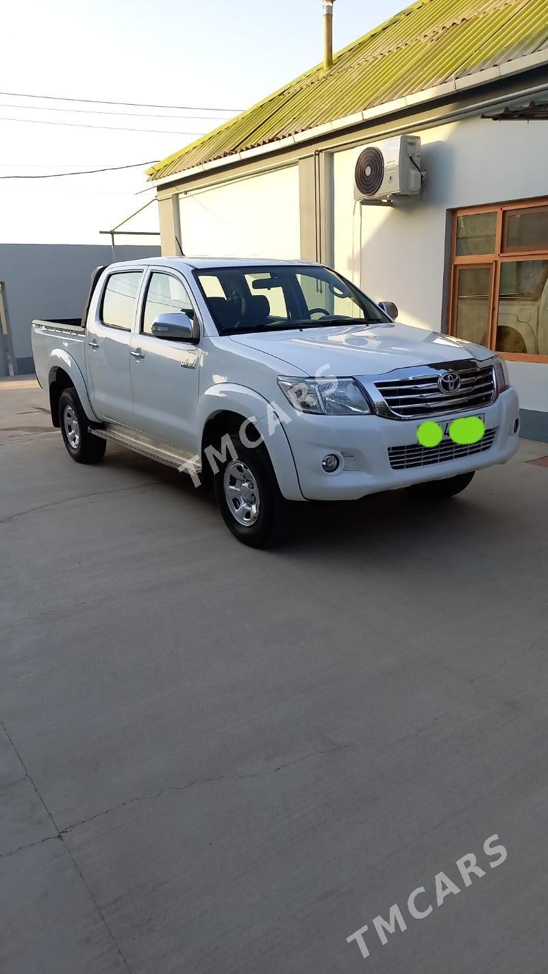 Toyota Hilux 2014 - 280 000 TMT - Bagyr - img 2