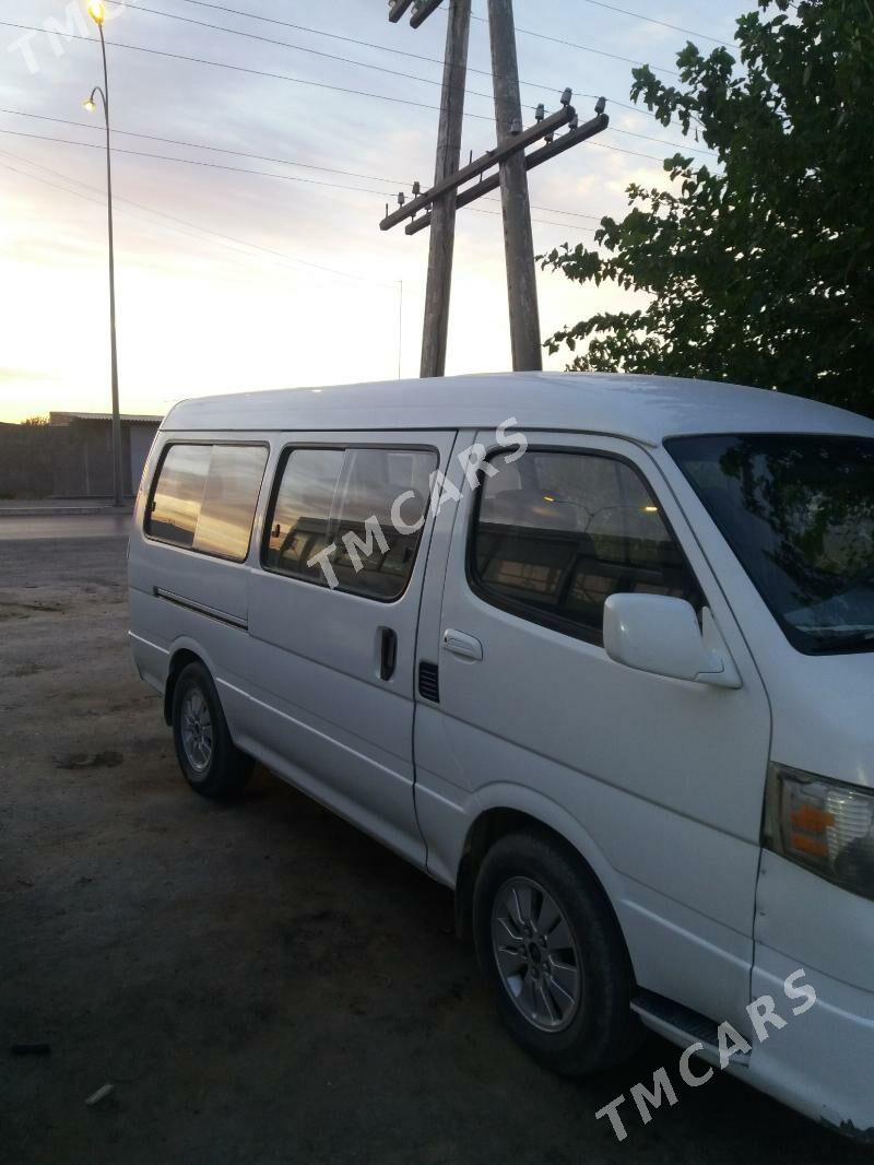 Toyota Hiace 2010 - 100 000 TMT - Туркменабат - img 2