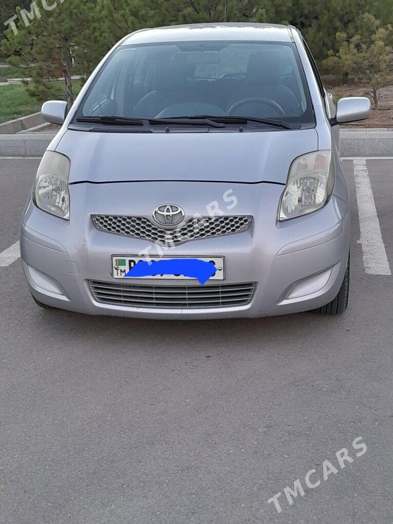 Toyota Yaris 2009 - 96 000 TMT - Кëши - img 2