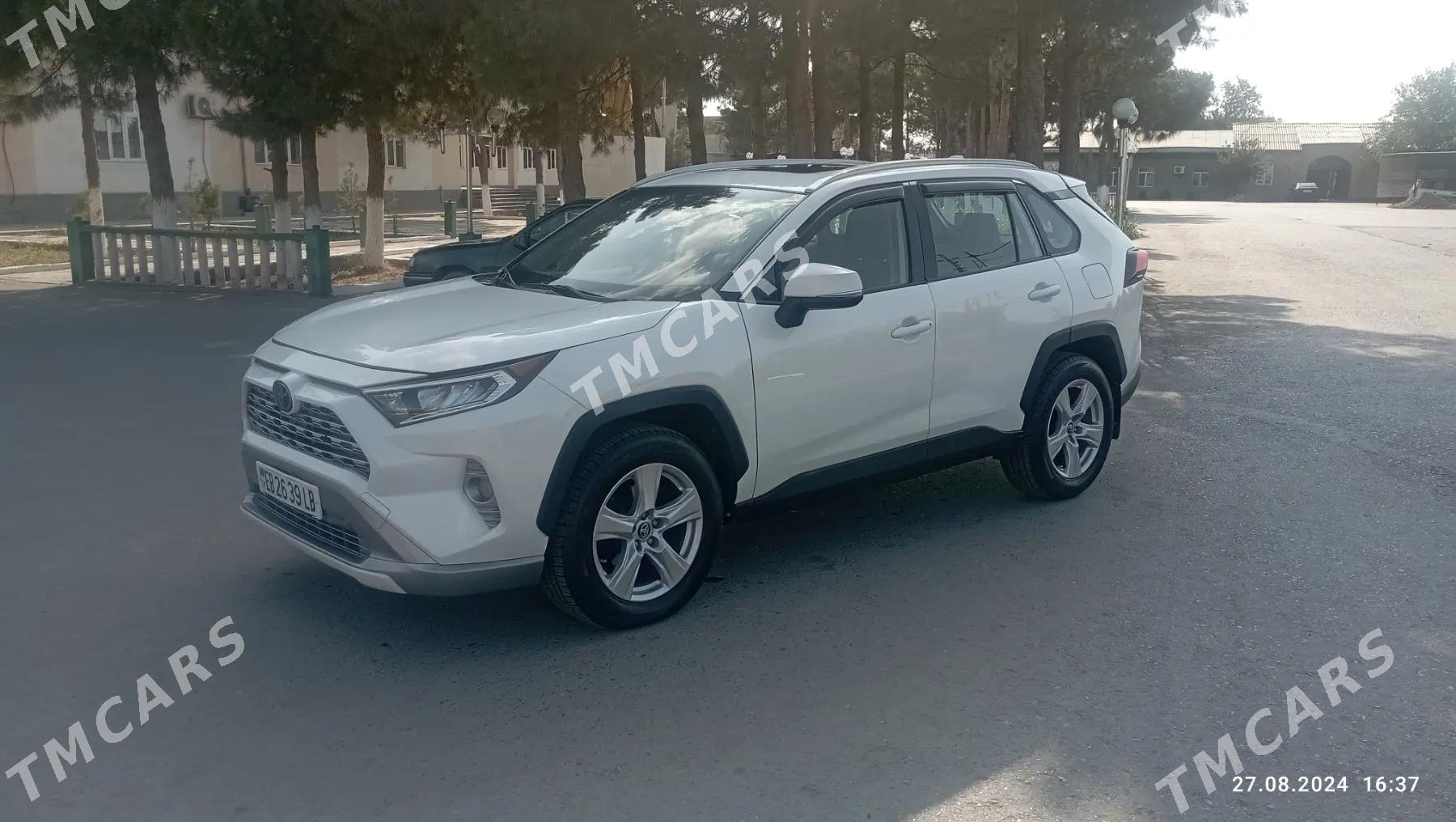 Toyota RAV4 2019 - 320 000 TMT - Türkmenabat - img 5