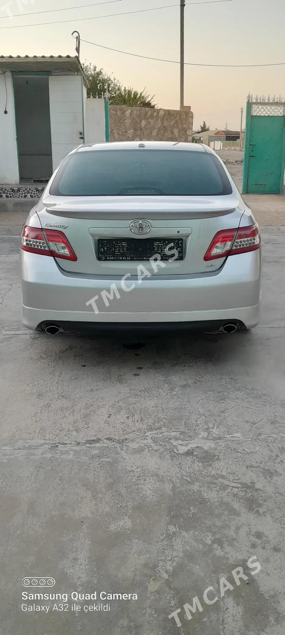 Toyota Camry 2010 - 190 000 TMT - Balkanabat - img 2