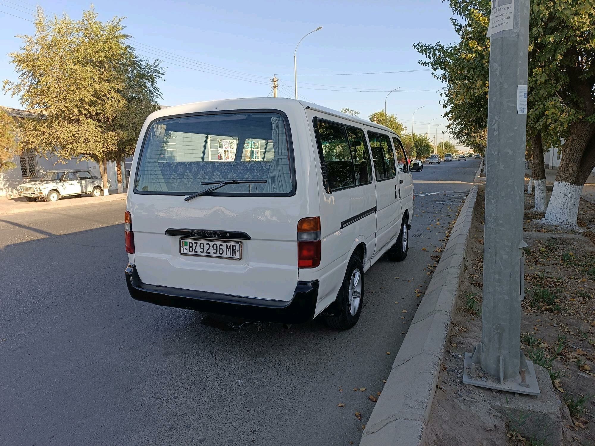 Toyota Hiace 2003 - 110 000 TMT - Туркменгала - img 7