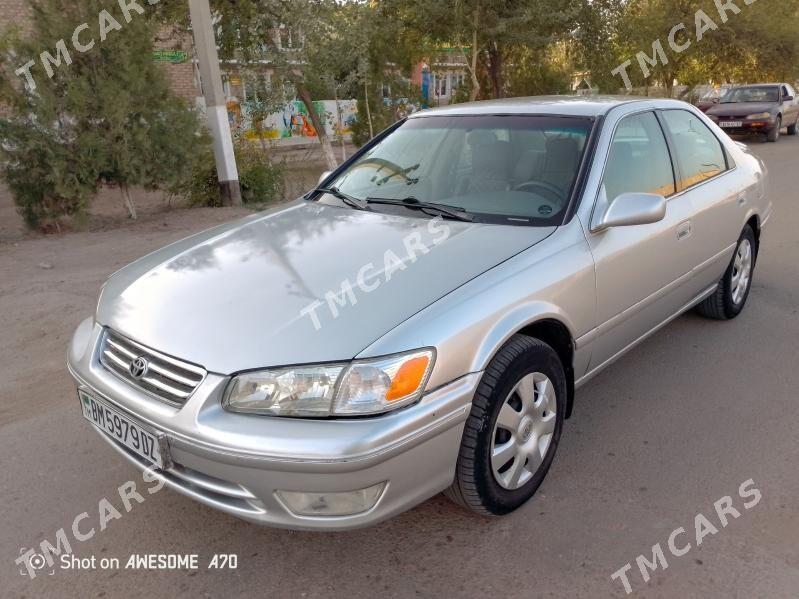 Toyota Camry 2001 - 100 000 TMT - Köneürgenç - img 2