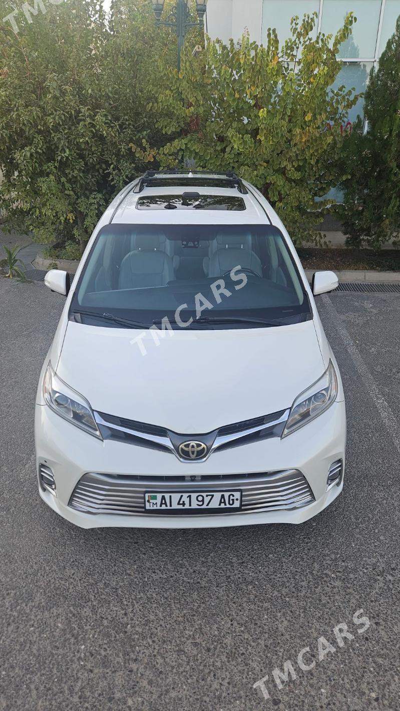 Toyota Sienna 2018 - 495 000 TMT - Aşgabat - img 3