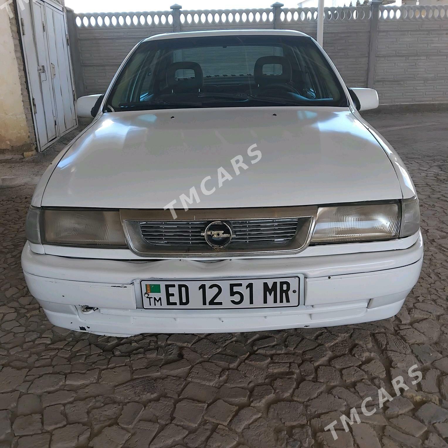 Opel Vectra 1991 - 30 000 TMT - Мары - img 3