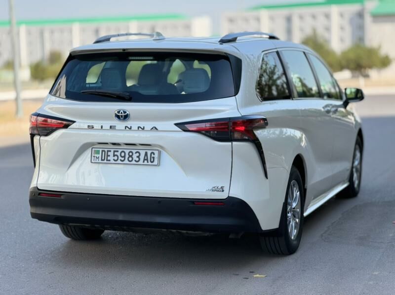 Toyota Sienna 2021 - 529 000 TMT - Ашхабад - img 2